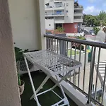 Centre Port,piscine Et Parking Sous Terrain *