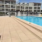 Апартаменти Centre Port,piscine Et Parking Sous Terrain *