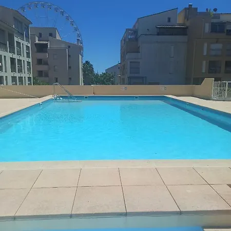 아파트 Centre Port,piscine Et Parking Sous Terrain 아그